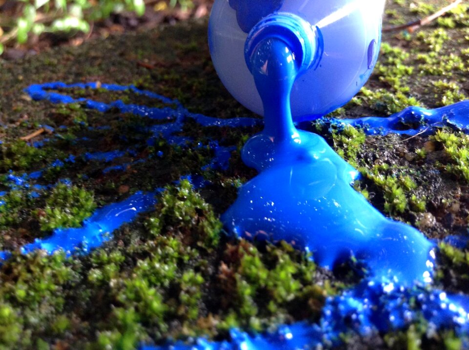 Paint explosion contrast