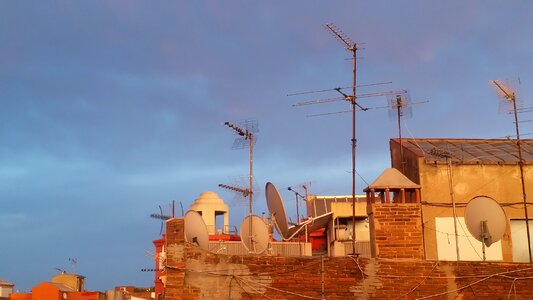 Roofs tv photo