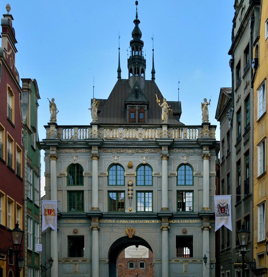 Gdańsk golden gate architecture