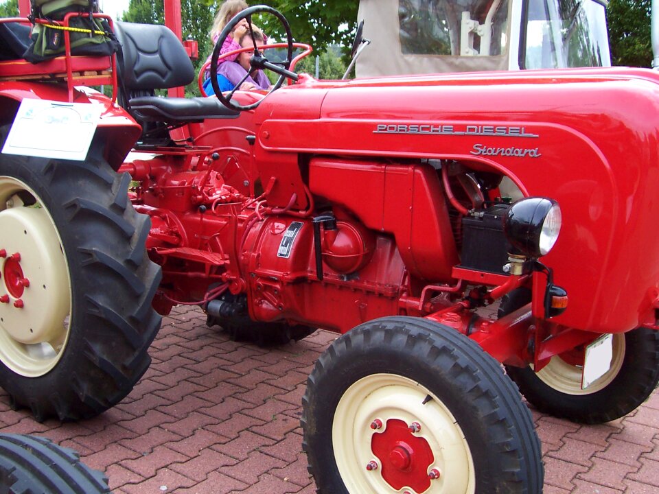 Porsche agriculture oldtimer