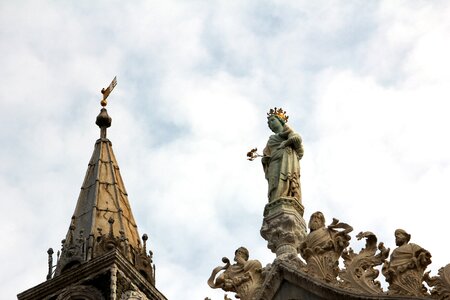 Roof woman angel