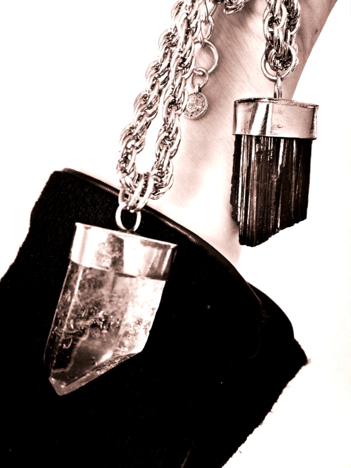 Stones jewelry no neck