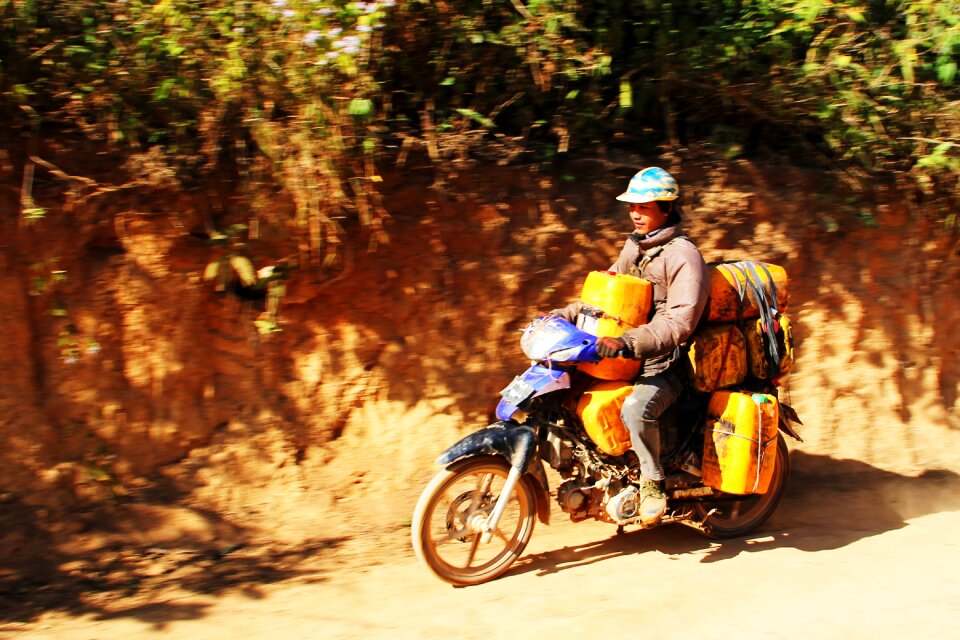 Drive fuel gasoline canister
