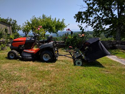 Lawn mower tractor barredora