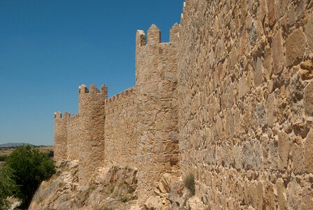 Ramparts wall fortification