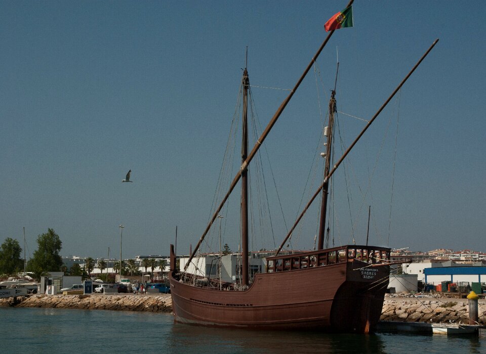 Tavira port old boat