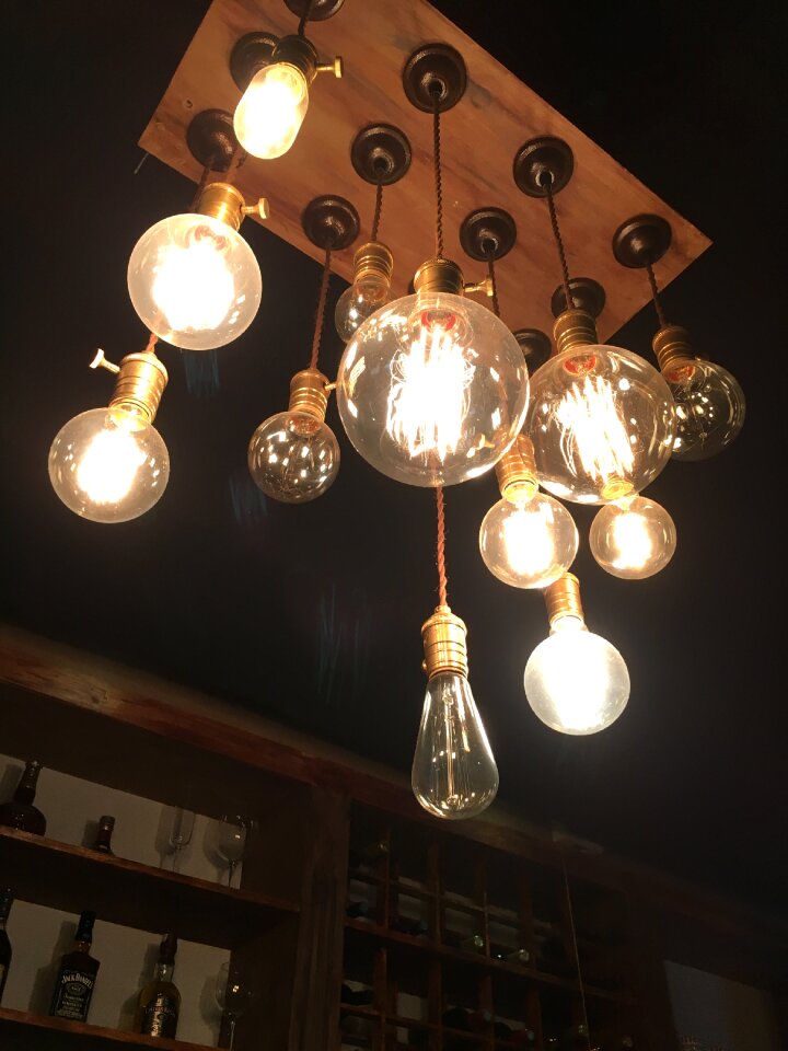 Light bulb light design