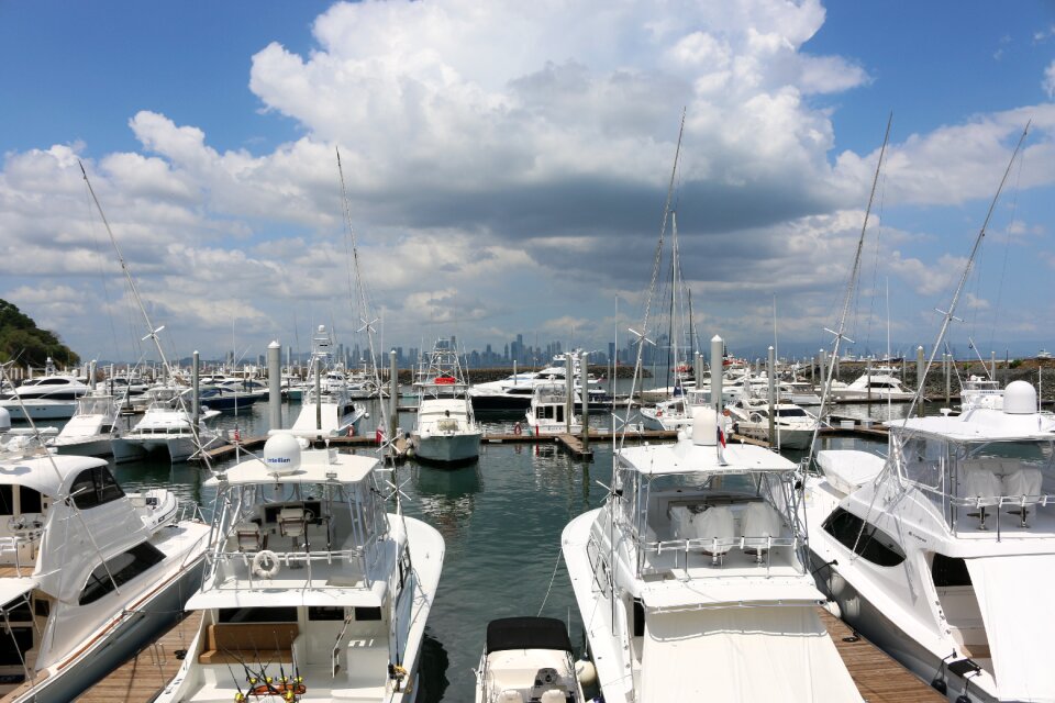 Port sailboat boat