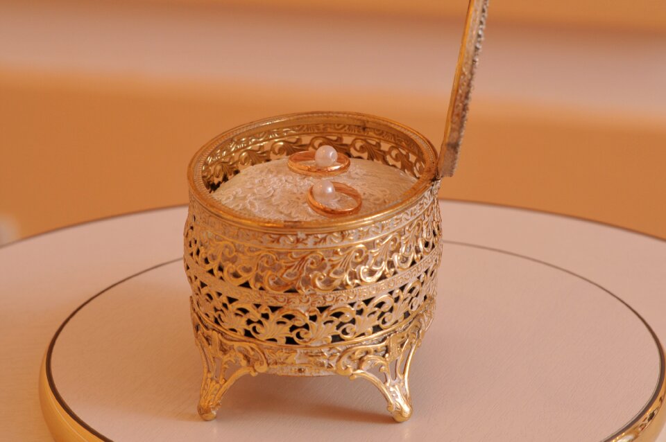 Rings casket wedding