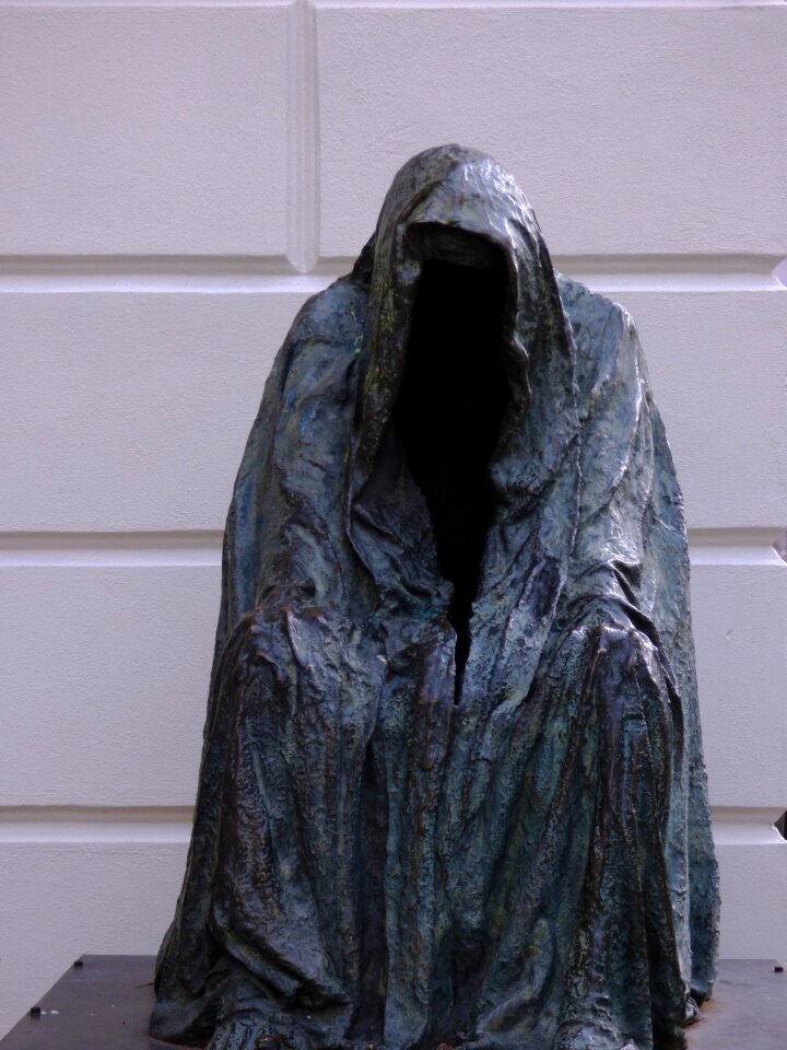 Sculpture monument figure