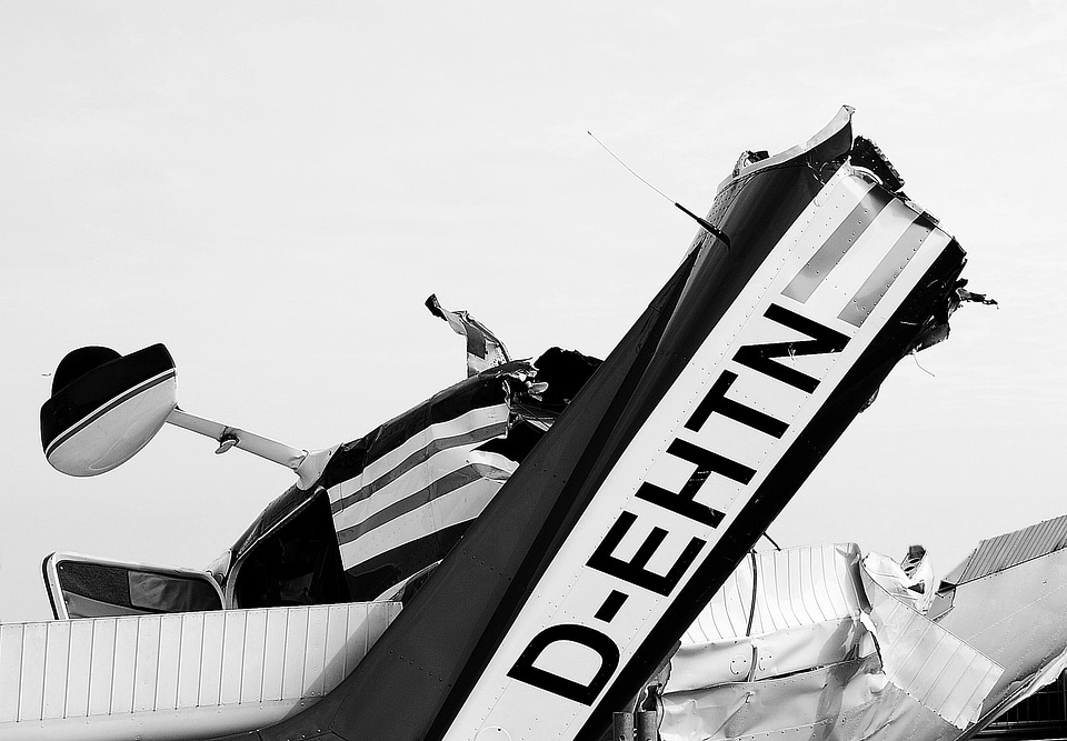 Plane crash crash landing accident