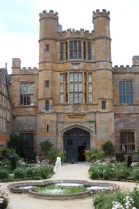 Estate architecture history