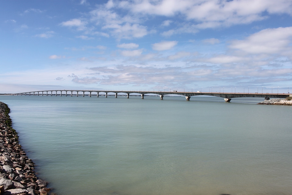 Road bridge archtecture water