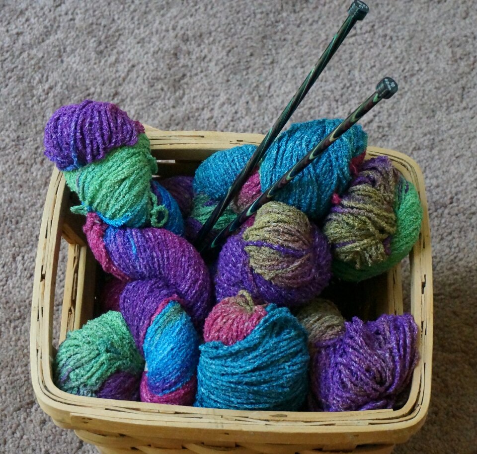 Variegated wool knitting needles