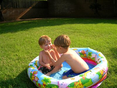 Water pool inflatable pool