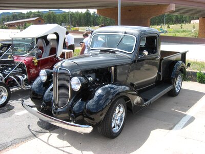 Show automobile