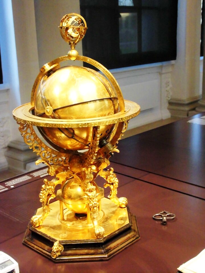 Physics museum emperor