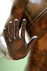 Finger sculpture hygiene
