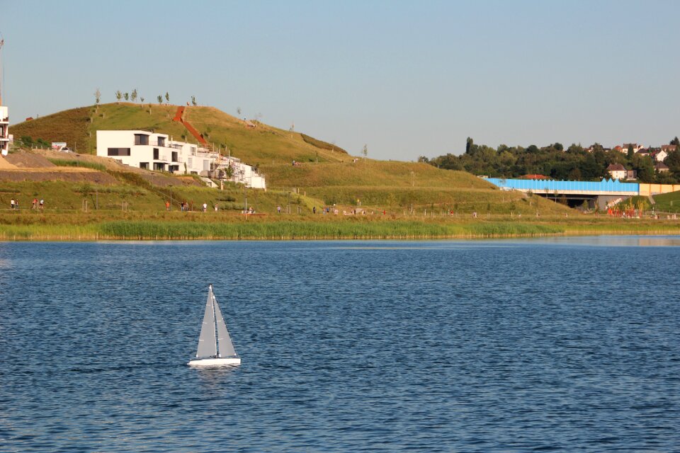 B236 model boat remotely controlled photo