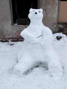 Work frost statue