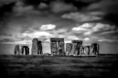 Prehistoric henge tourism