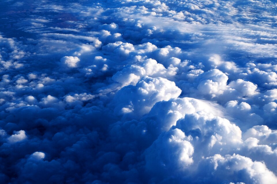 Flight airplane cloudy