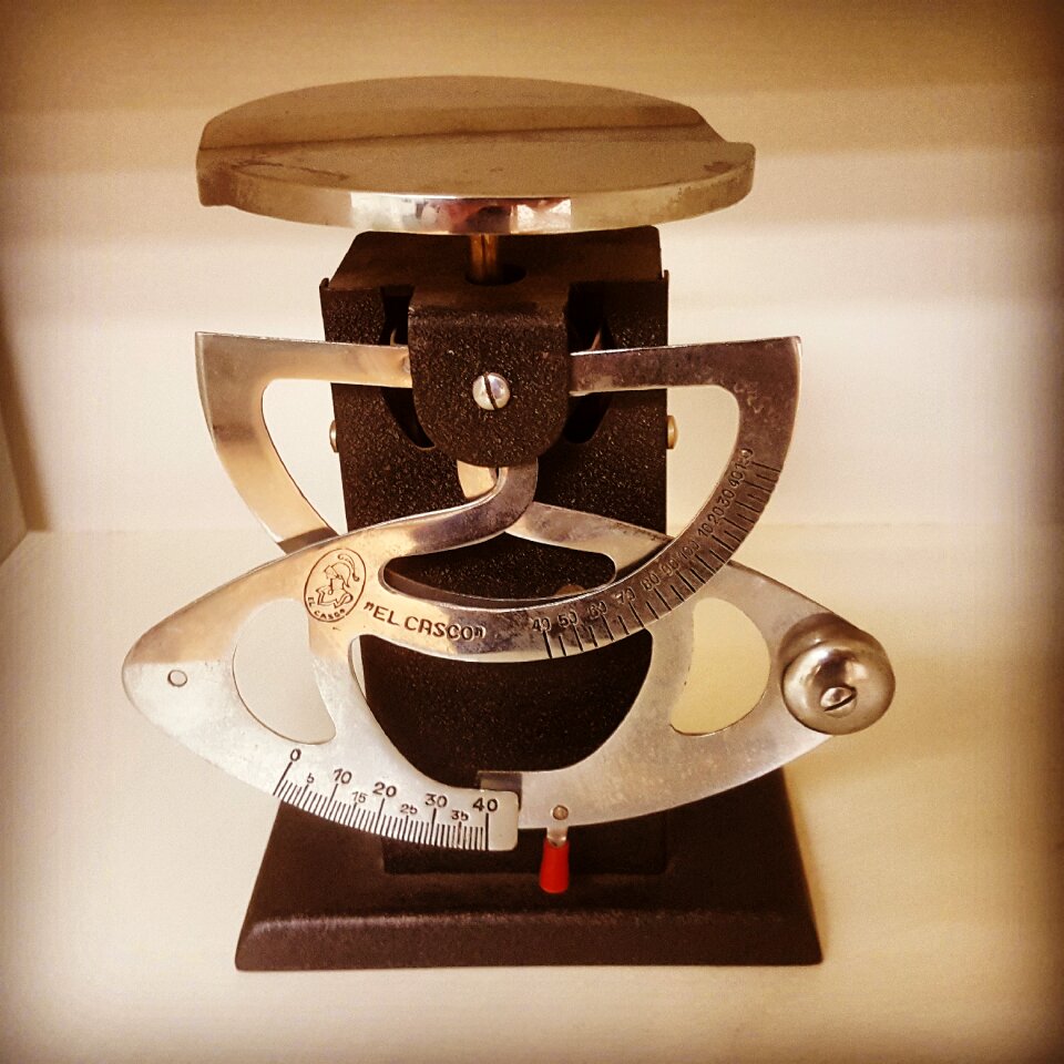 Balance old vintage