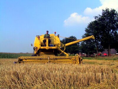 New-holland grain harvest agricultural machinery photo