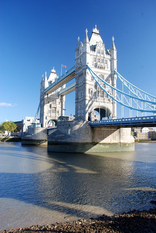 Water bridge architecture