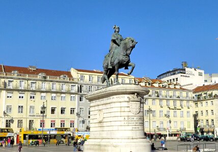 Equestrian place king john photo