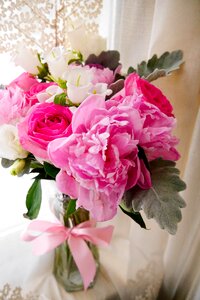 Pink rose bouquet photo