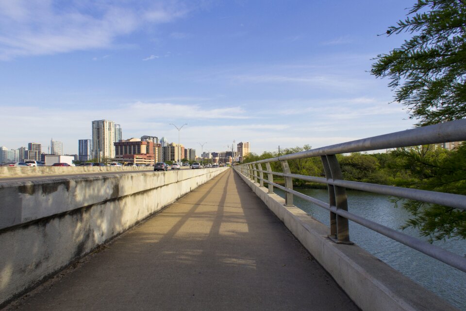 Bridge lady bird lake