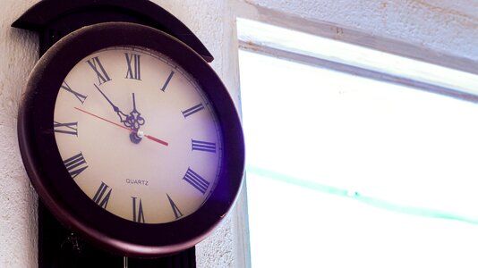 Minutes clock hands