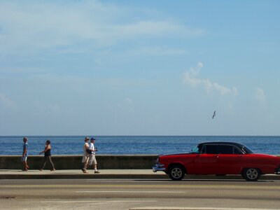 Car beach cuba