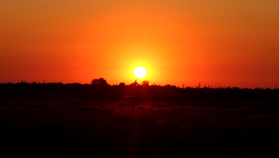 Sky plain red photo