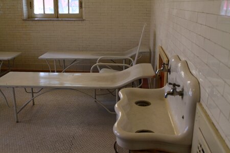 Arkansas health treatments tourist