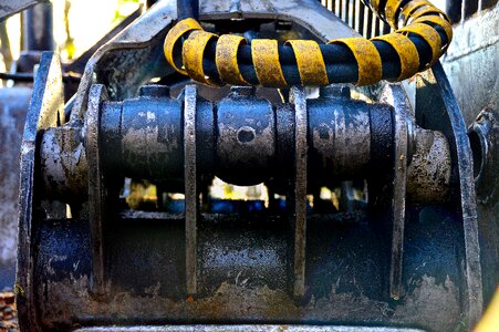 Machine logging hydraulic