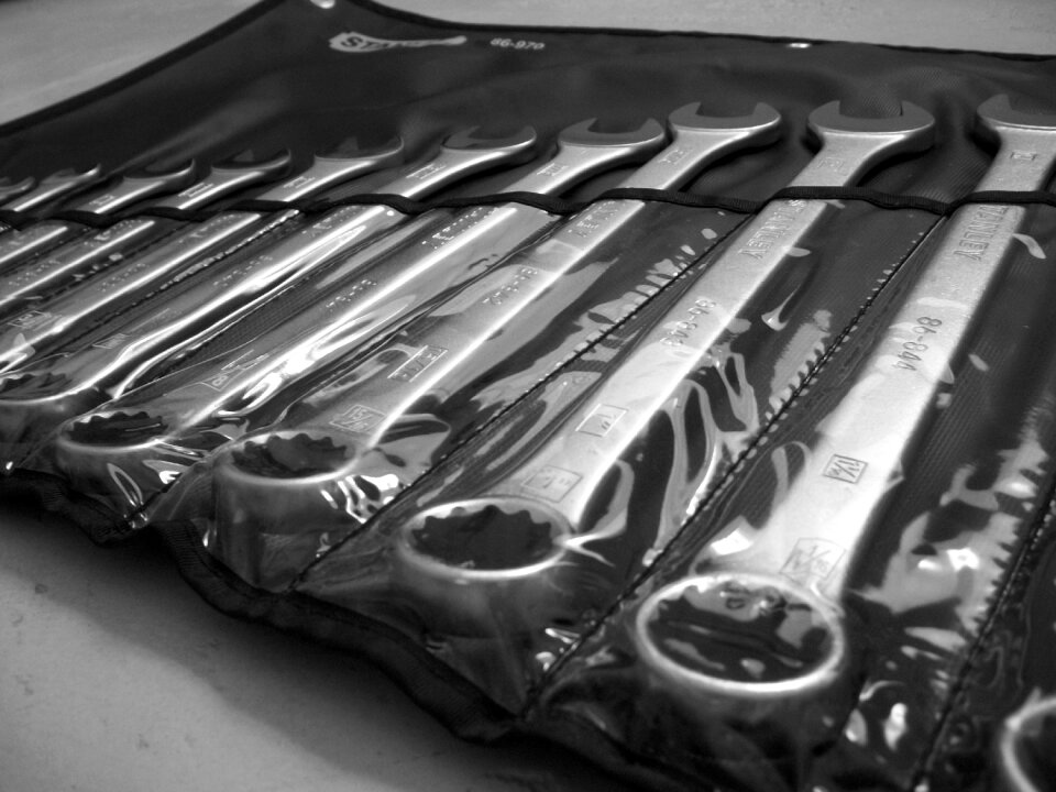 Hardware tools adjustment