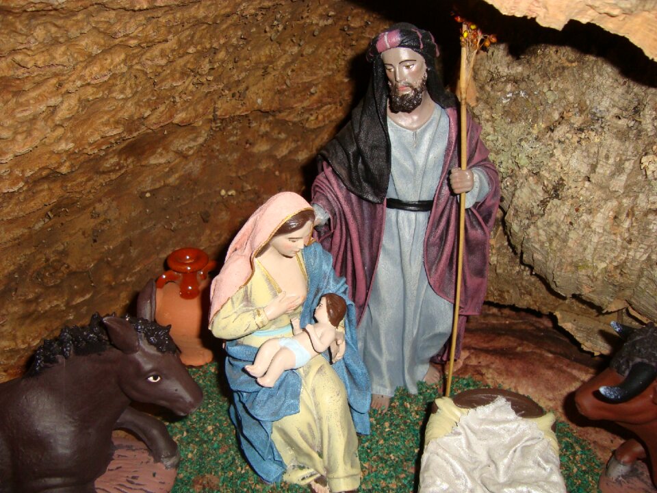 Breastfeeding belen nativity scene with breastfeeding