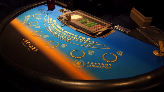 Gambling poker profit photo