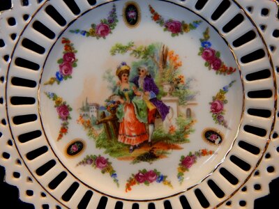 Plate traditional garden