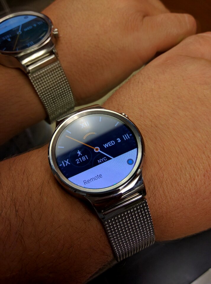 Electronic men's accessoire