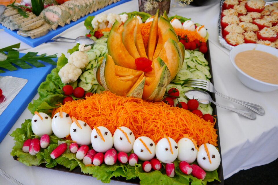 Decorated eggs chicks buffet