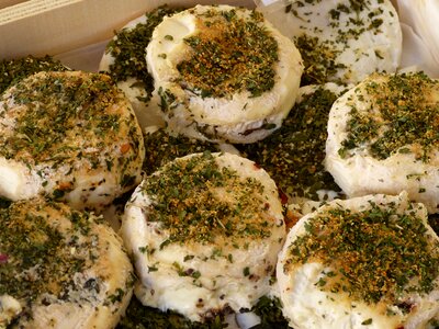 Food cheese counter nutrition