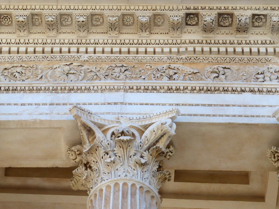 Frieze roman architecture