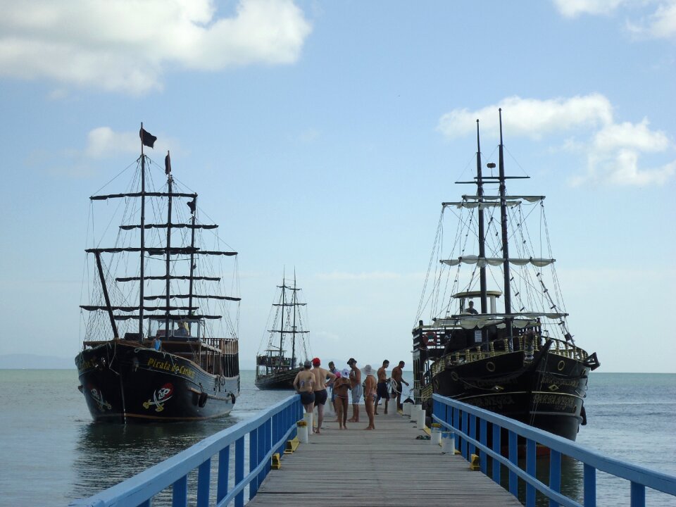 Pier ships tourist