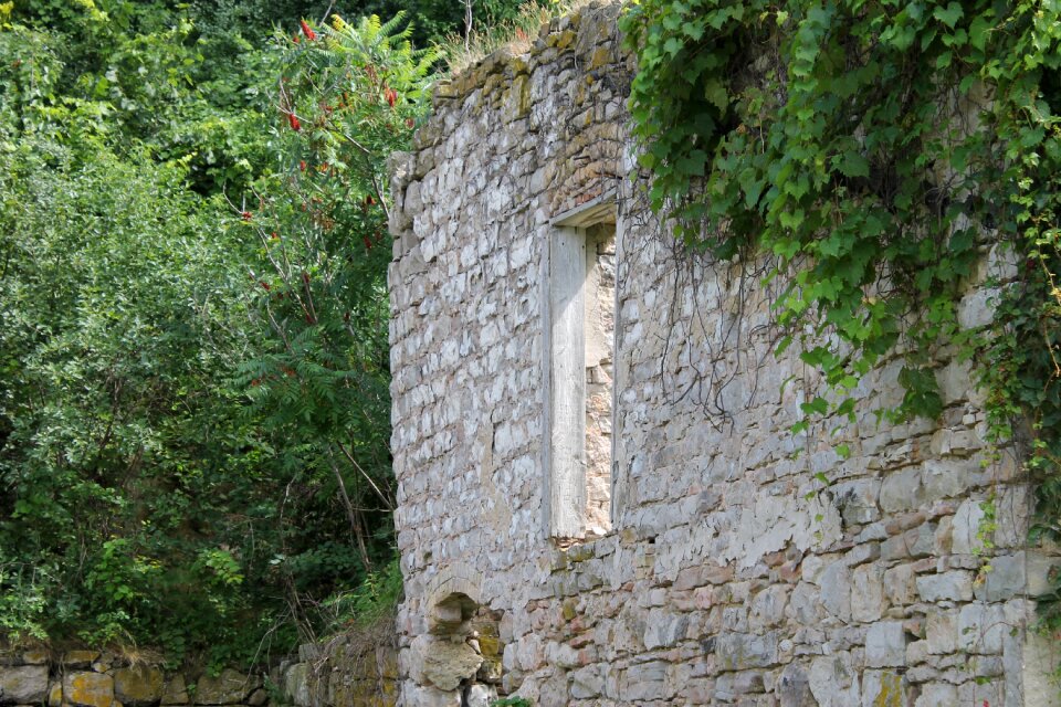 Lime kiln stonework