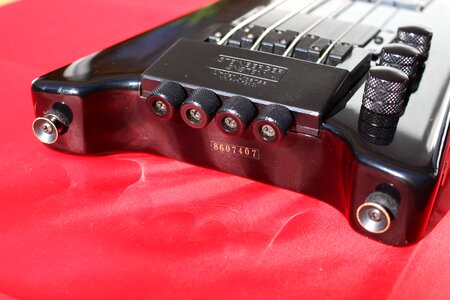 Hohner bass guitar strings