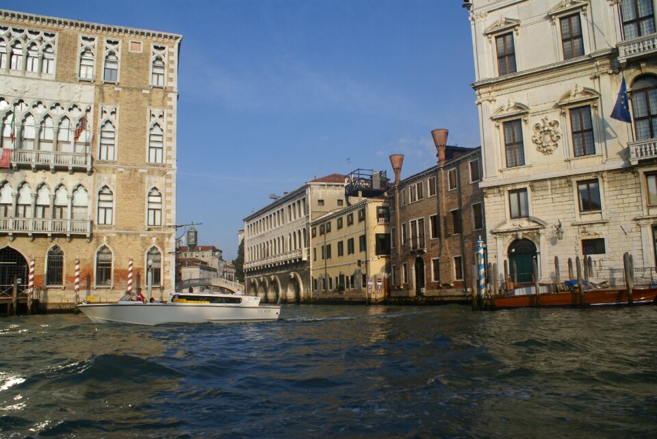 Boat water city