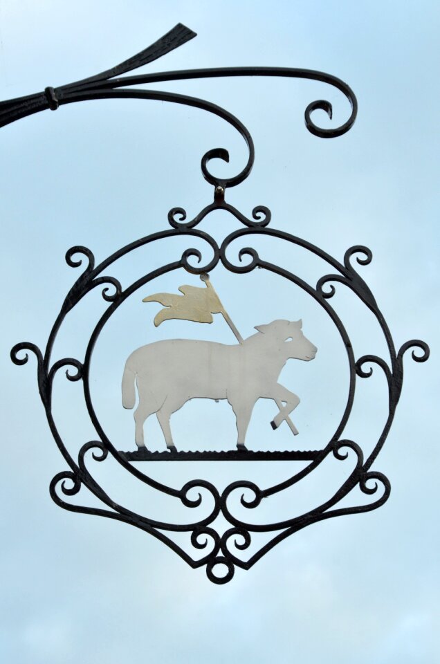 Flag wrought iron curl